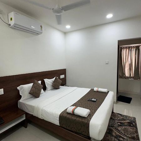 Hotel Queens Comfort Mysore Exterior foto