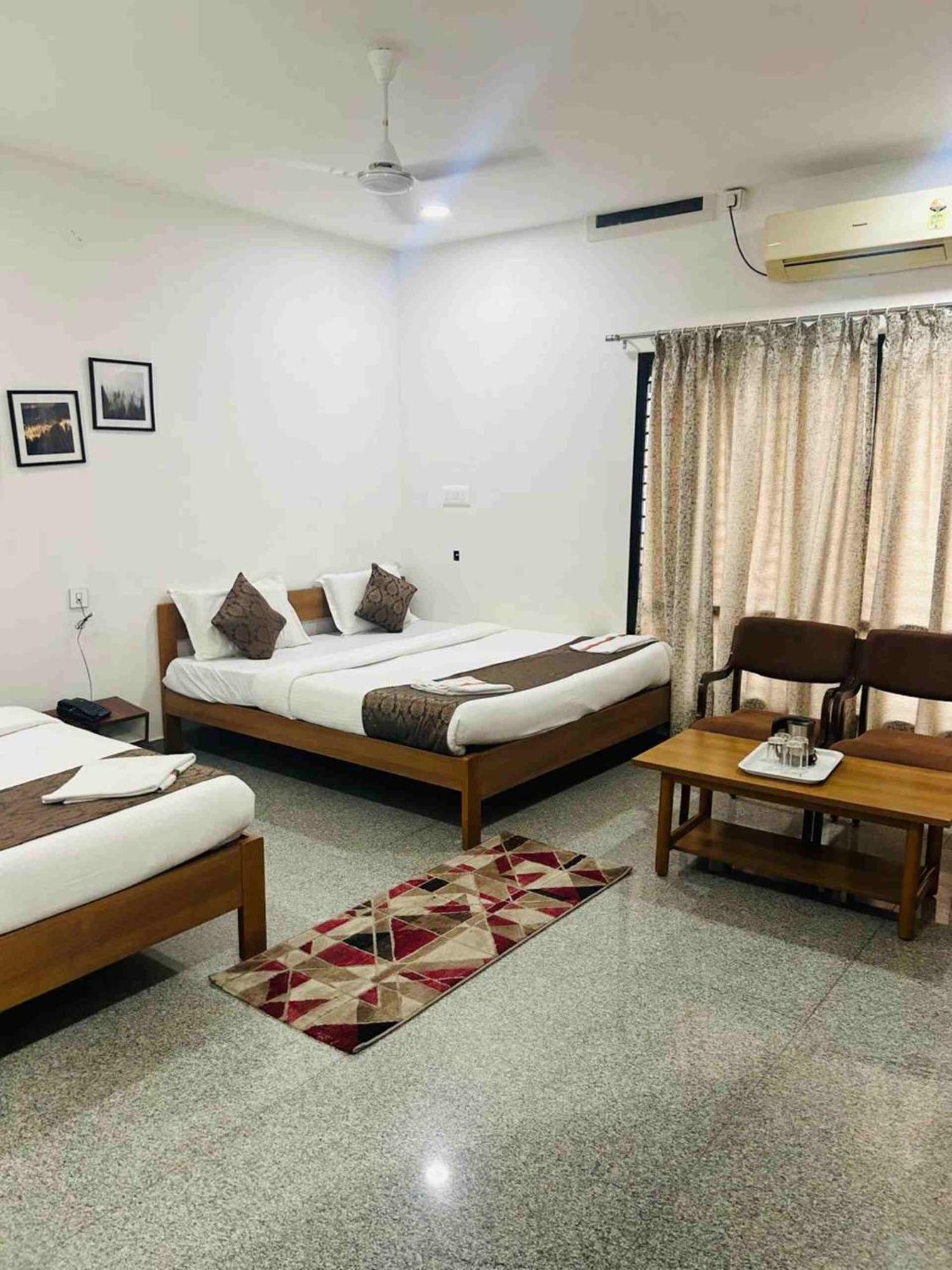 Hotel Queens Comfort Mysore Exterior foto