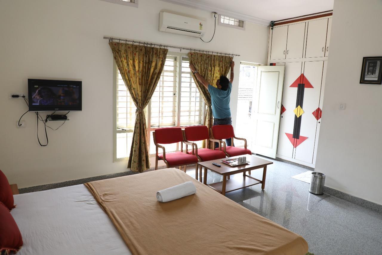 Hotel Queens Comfort Mysore Exterior foto